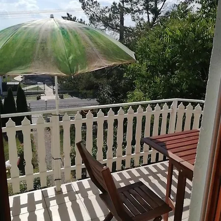 Two Bedroom With Swimming Pool Gyenesdiás